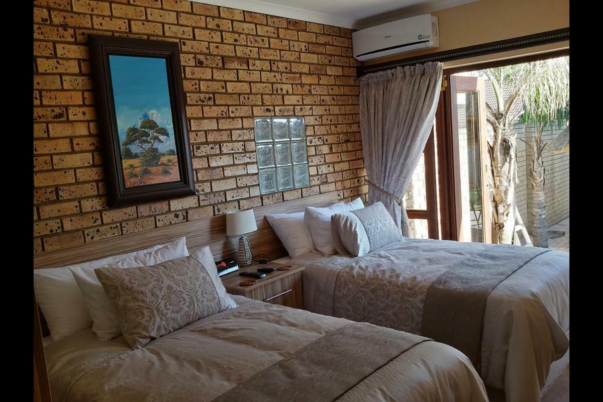 Twins Guest House Astoni فاندربايلبارك المظهر الخارجي الصورة
