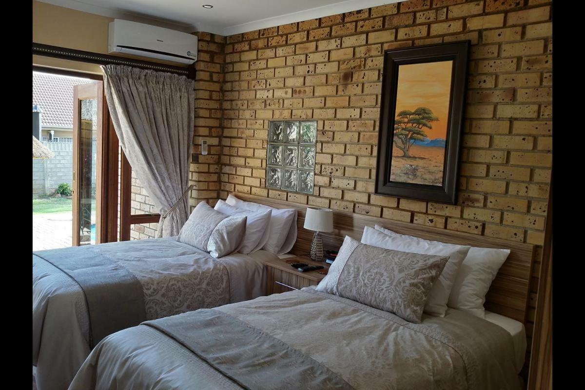 Twins Guest House Astoni فاندربايلبارك المظهر الخارجي الصورة